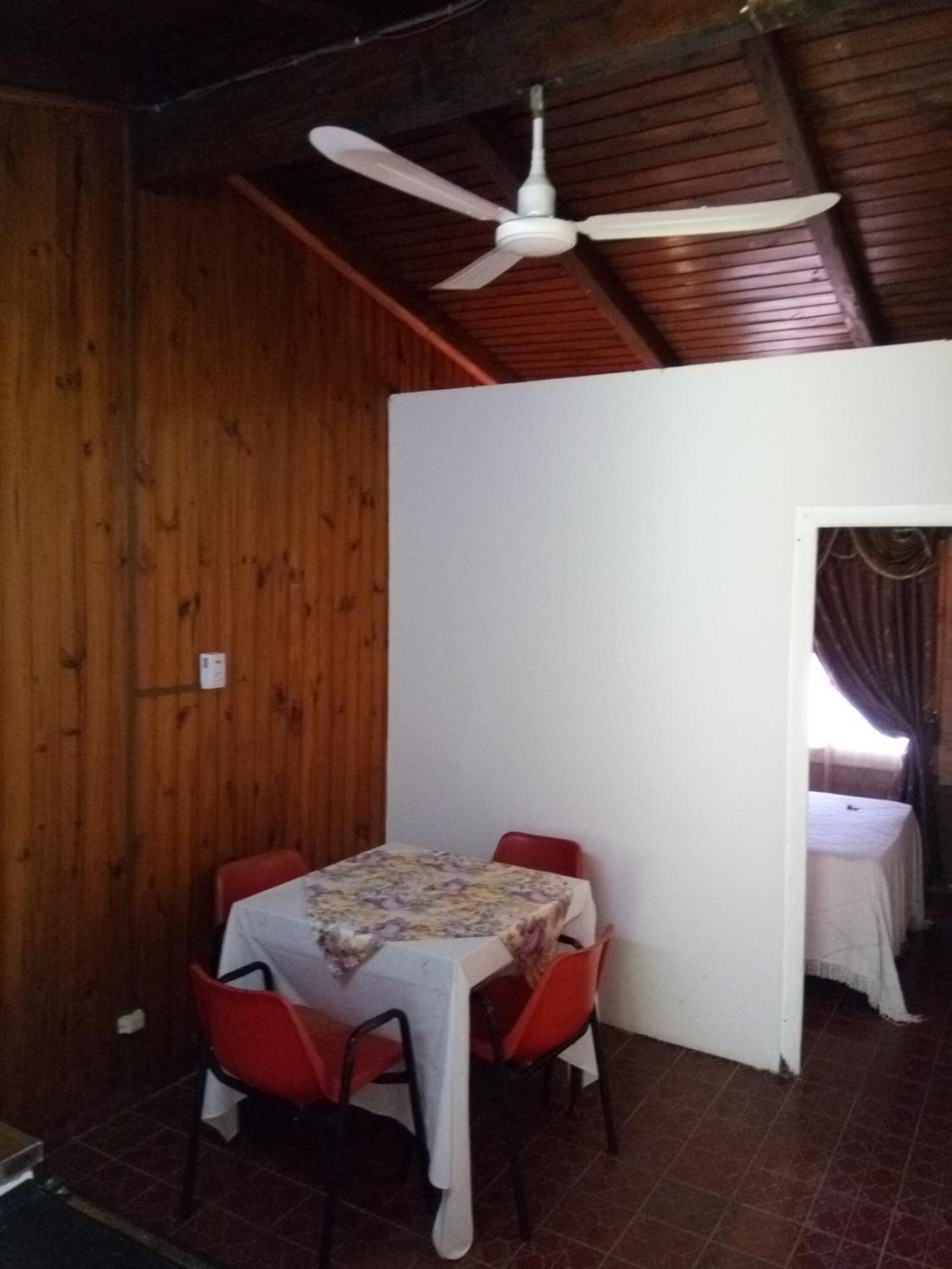 Lavalle Hostel 포사다 외부 사진